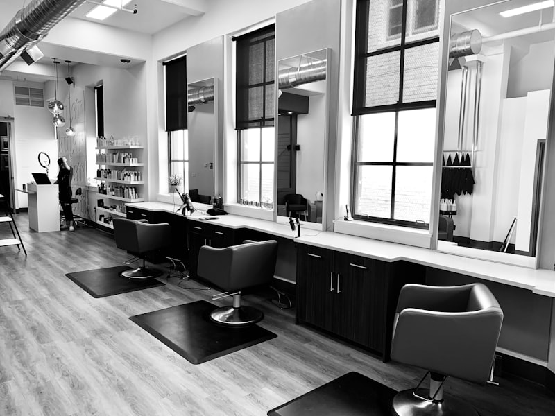 Salon de belleza moderno en Ecuador usando inteligencia artificial